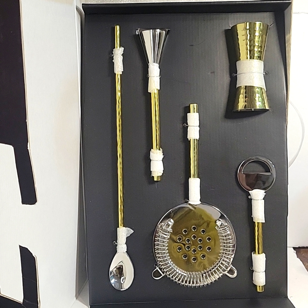 NORDSTROM AT HOME BARWARE SET